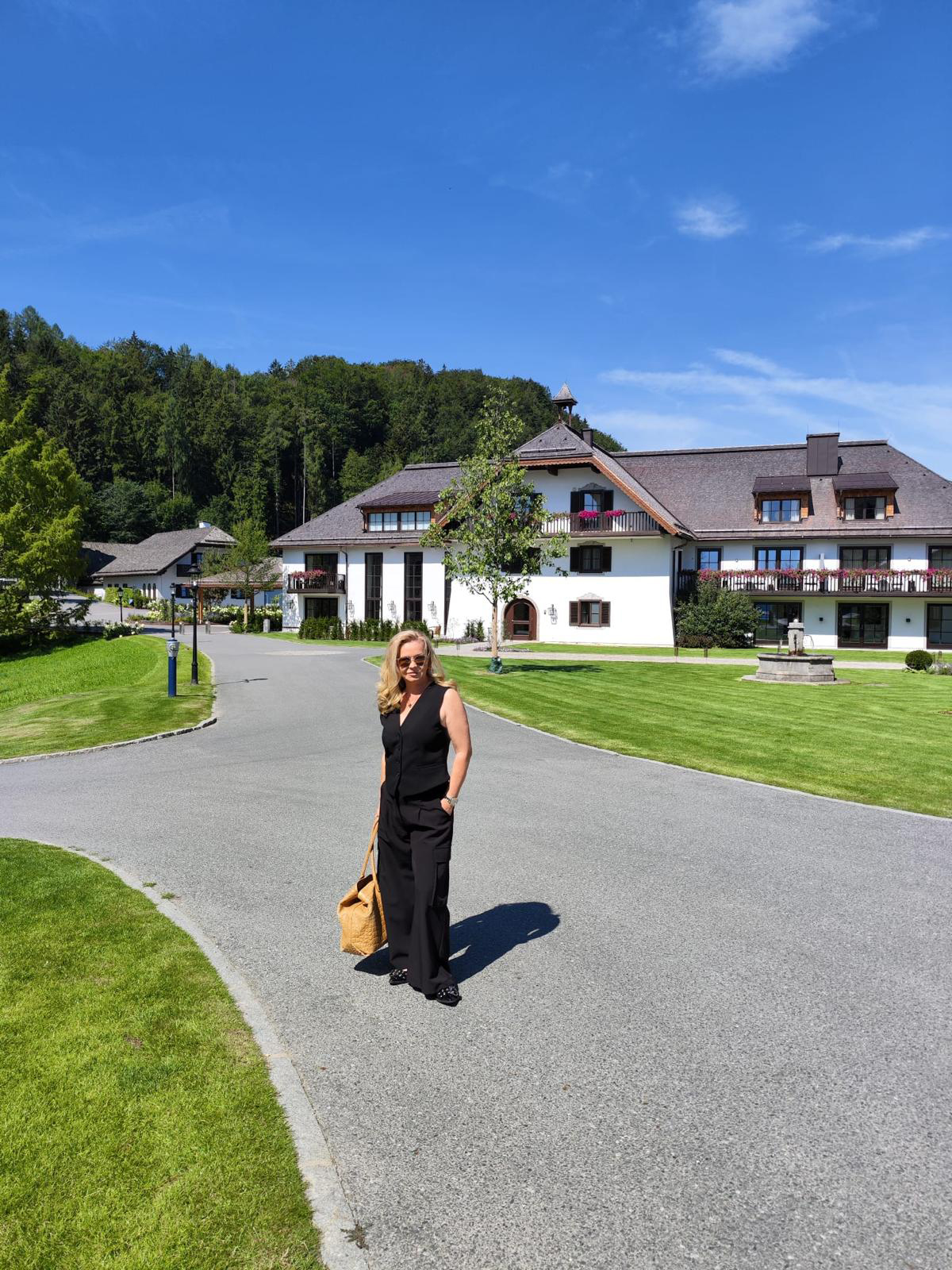 SK UV Gele GmbH
Look to Go
Pure & Positive
Christin Prizelius
Nicole Simon